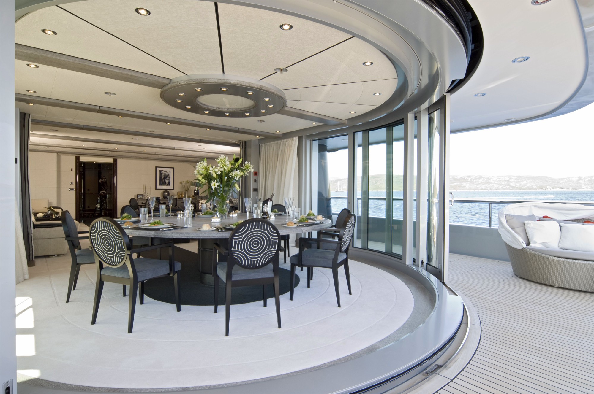 Yacht SLIPSTREAM, CMN CHARTERWORLD Luxury Superyacht Charters